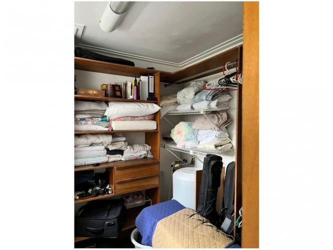 Apartamento de 3 alcobas en venta en La Florida, Medellín, 207 m² · foto 9 de 24
