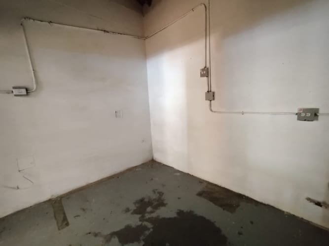 Local en arriendo en La Ceja, 12 m² · foto 6 de 13