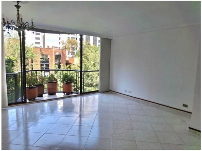 Apartamento de 3 alcobas en venta en Patio Bonito, Medellín, 147 m² · foto 5 de 15