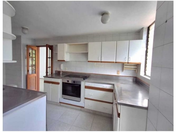 Apartamento de 3 alcobas en venta en Patio Bonito, Medellín, 147 m² · foto 11 de 15