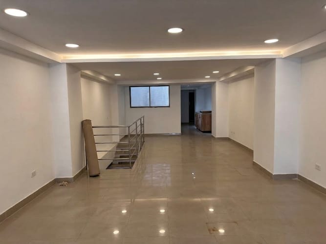 Local en arriendo en Laureles, Medellín, 250 m² · foto 11 de 14