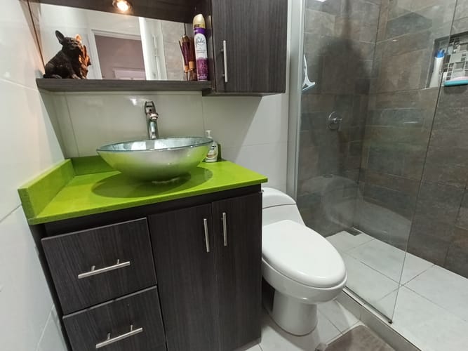 Apartamento de 4 alcobas en arriendo en Laureles, Medellín, 103 m² · foto 7 de 16