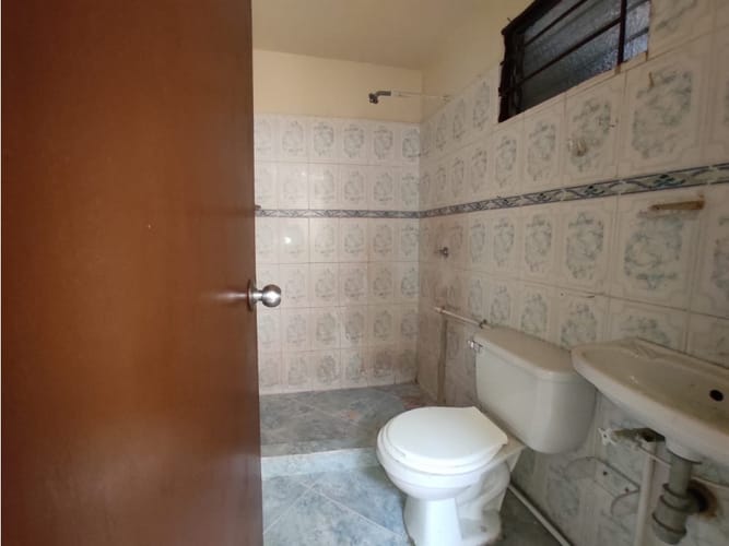 Casa de 2 alcobas en venta en El Rincón, Medellín, 52 m² · foto 7 de 9