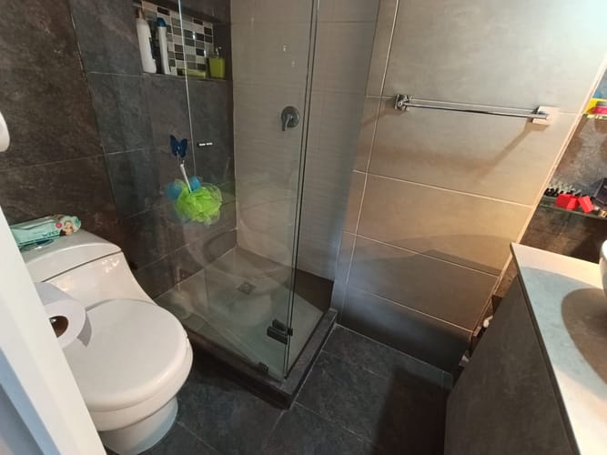 Apartamento de 4 alcobas en arriendo en Laureles, Medellín, 103 m² · foto 16 de 16