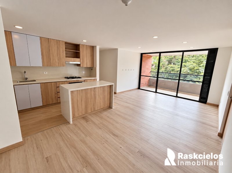 Apartamento en Arriendo en Camino Verde, Envigado
