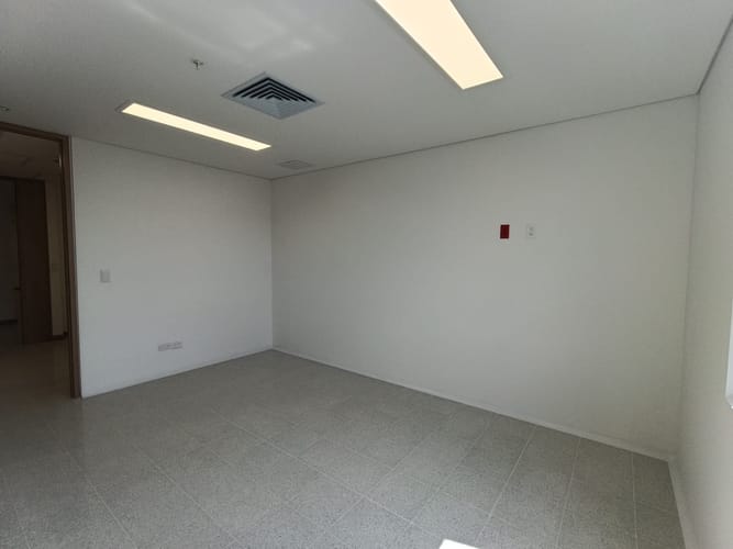 Consultorio en arriendo en Laureles, Medellín, 30 m² · foto 9 de 16