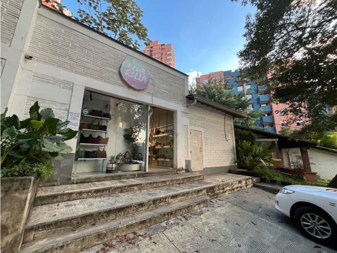 Casa de 5 alcobas en arriendo en San Lucas, Medellín, 590 m² · foto 11 de 24