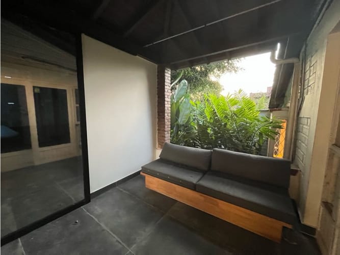 Casa de 5 alcobas en arriendo en San Lucas, Medellín, 590 m² · foto 20 de 24