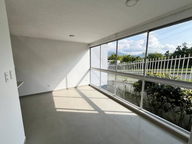 Apartamento de 3 alcobas en arriendo en Las Violetas Et. Iii, Dosquebradas, 55 m² · foto 4 de 11