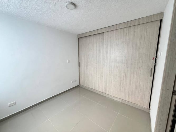 Apartamento de 3 alcobas en arriendo en Las Violetas Et. Iii, Dosquebradas, 55 m² · foto 7 de 11
