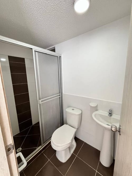 Apartamento de 3 alcobas en arriendo en Las Violetas Et. Iii, Dosquebradas, 55 m² · foto 8 de 11