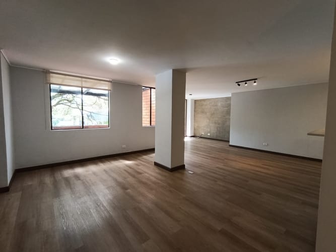Apartaestudio en arriendo en Alejandría, Medellín, 100 m² · foto 3 de 12