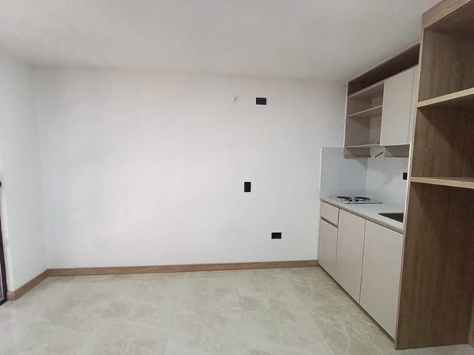 Apartaestudio en arriendo en La Candelaria, Medellín, 20 m² · foto 2 de 9