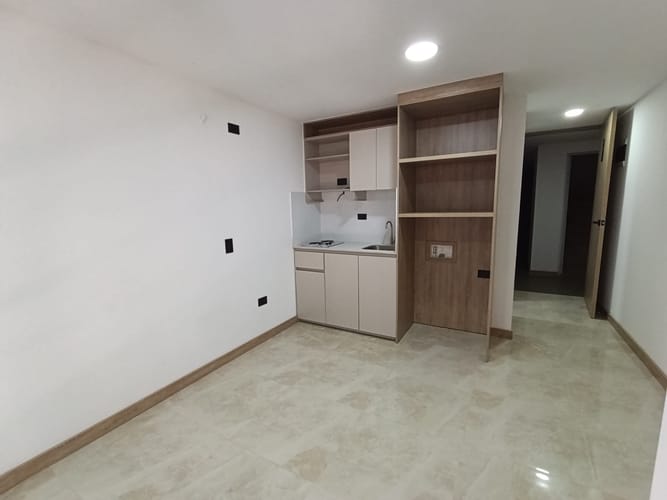 Apartaestudio en arriendo en La Candelaria, Medellín, 20 m² · foto 3 de 9