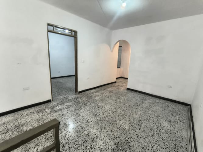 Apartamento de 5 alcobas en arriendo en Prados Del Sur, Cali, 90 m² · foto 3 de 24