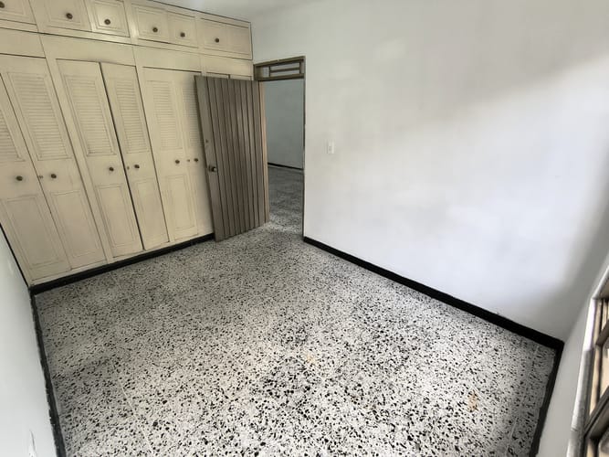 Apartamento de 5 alcobas en arriendo en Prados Del Sur, Cali, 90 m² · foto 10 de 24