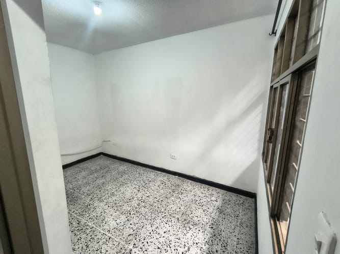 Apartamento de 5 alcobas en arriendo en Prados Del Sur, Cali, 90 m² · foto 18 de 24