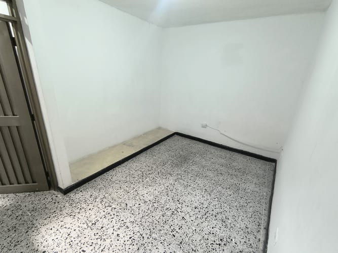 Apartamento de 5 alcobas en arriendo en Prados Del Sur, Cali, 90 m² · foto 19 de 24