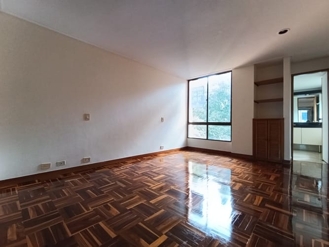 Apartamento de 3 alcobas en arriendo en El Poblado, Medellín, 156 m² · foto 8 de 18