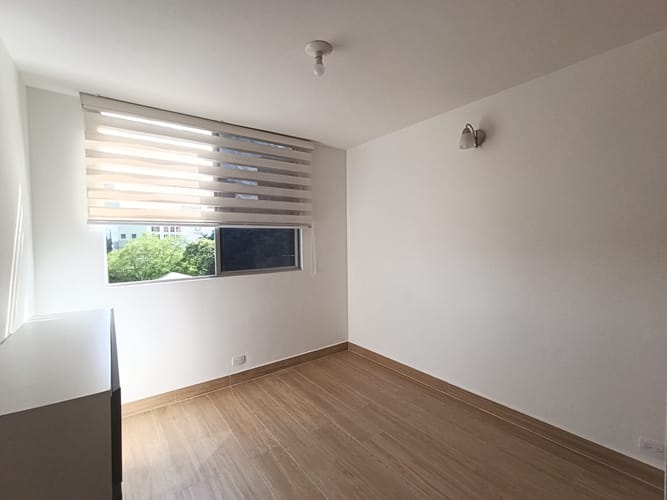Apartamento de 3 alcobas en arriendo en El Poblado, Medellín, 85 m² · foto 3 de 17