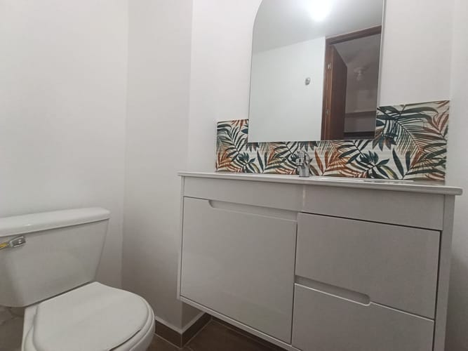 Apartamento de 3 alcobas en arriendo en El Poblado, Medellín, 85 m² · foto 11 de 17