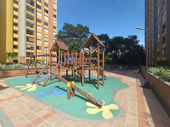 Apartamento de 3 alcobas en arriendo en El Poblado, Medellín, 85 m² · foto 17 de 17