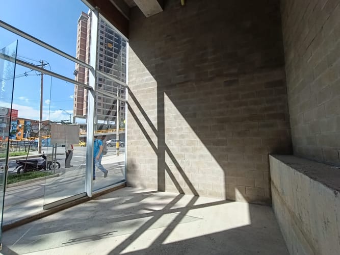 Local en arriendo en Laureles, Medellín, 27 m² · foto 7 de 12