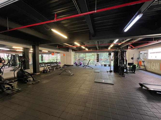 Apartamento de 3 alcobas en arriendo en Cumbres, Envigado, 91 m² · foto 7 de 20