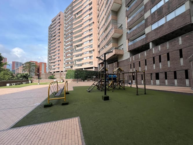 Apartamento de 3 alcobas en arriendo en Cumbres, Envigado, 91 m² · foto 8 de 20