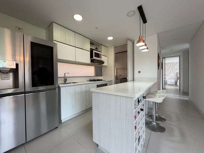 Apartamento de 3 alcobas en arriendo en Cumbres, Envigado, 91 m² · foto 9 de 20