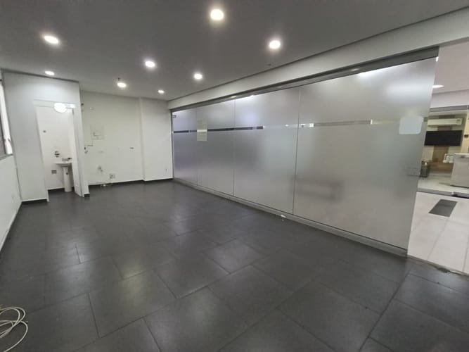 Local en arriendo en San Diego, Medellín, 34 m² · foto 8 de 12
