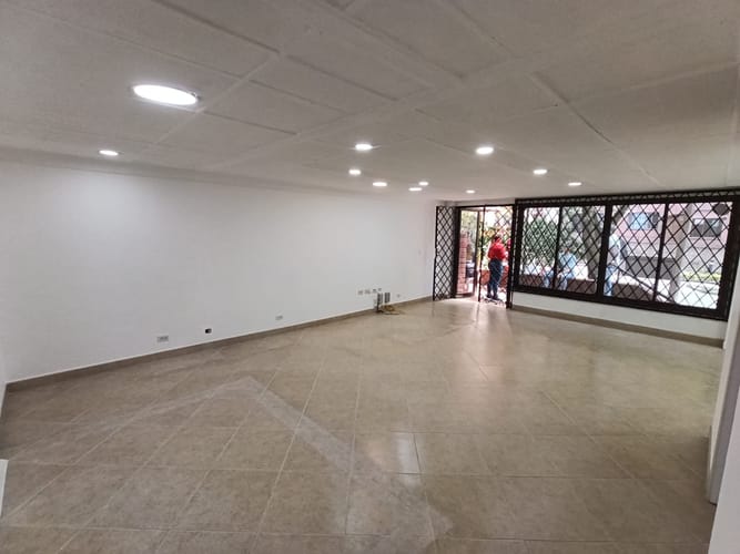 Local en arriendo en Laureles, Medellín, 37 m² · foto 6 de 14