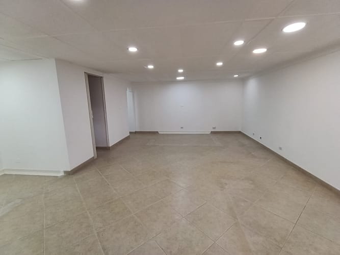 Local en arriendo en Laureles, Medellín, 37 m² · foto 8 de 14