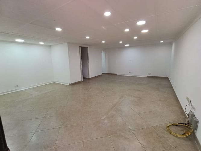 Local en arriendo en Laureles, Medellín, 37 m² · foto 9 de 14
