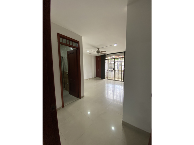 Casa de 5 alcobas en venta en El Ingenio, Cali, 221 m² · foto 17 de 24