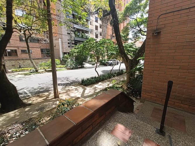 Local en arriendo en Laureles, Medellín, 37 m² · foto 10 de 14