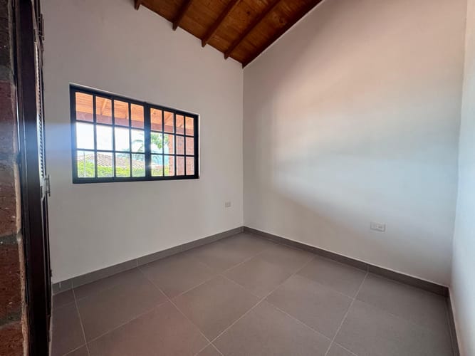 Casa de 4 alcobas en arriendo en Camino Verde, Envigado, 220 m² · foto 11 de 20