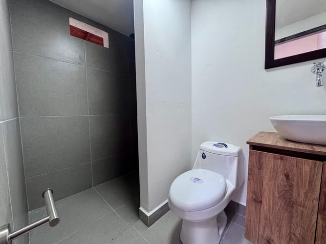 Casa de 4 alcobas en arriendo en Camino Verde, Envigado, 220 m² · foto 13 de 20
