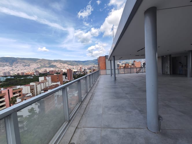 Oficina en arriendo en Laureles, Medellín, 240 m² · foto 7 de 20