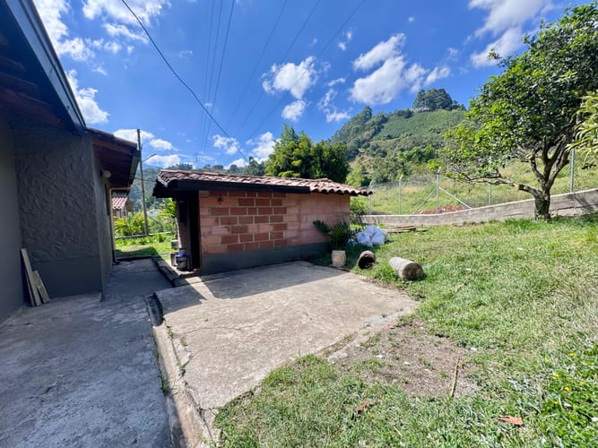Casa de 4 alcobas en arriendo en Camino Verde, Envigado, 220 m² · foto 18 de 20