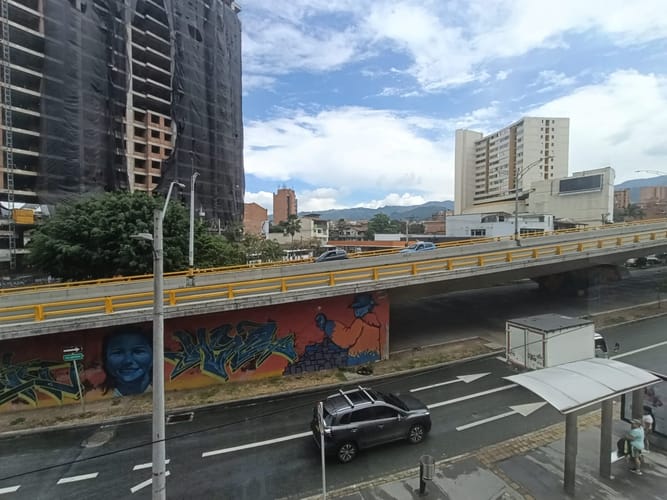 Local en arriendo en Laureles, Medellín, 9 m² · foto 8 de 8