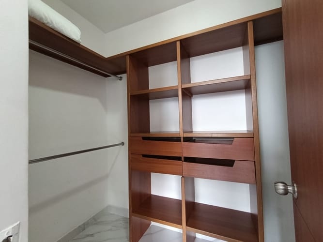 Apartamento de 2 alcobas en arriendo en El Poblado, Medellín, 117 m² · foto 12 de 15