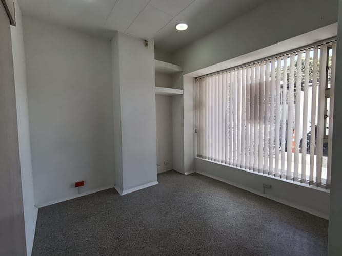 Local en arriendo en Belén, Medellín, 30 m² · foto 5 de 7