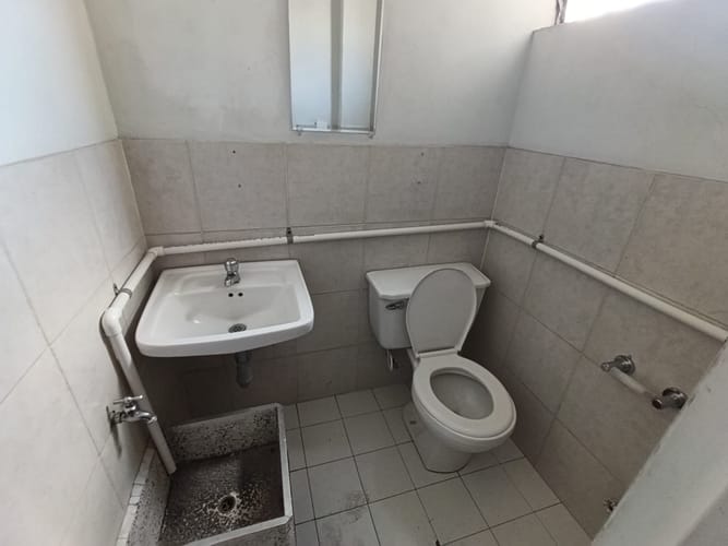 Bodega en arriendo en Cristo Rey, Medellín, 160 m² · foto 3 de 12