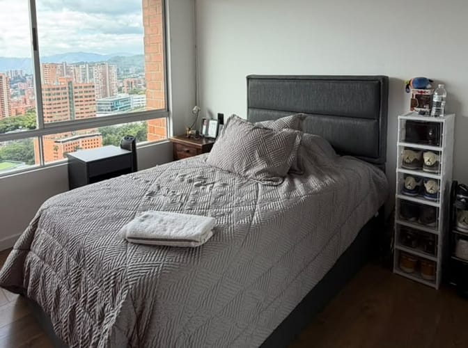 Apartamento de 3 alcobas en arriendo en El Poblado, Medellín, 177 m² · foto 11 de 17