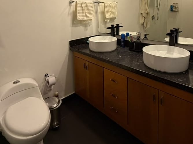 Apartamento de 3 alcobas en arriendo en El Poblado, Medellín, 177 m² · foto 17 de 17