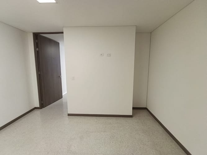 Consultorio en arriendo en El Faro, Rionegro, 35 m² · foto 2 de 9