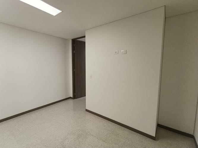 Consultorio en arriendo en El Faro, Rionegro, 35 m² · foto 3 de 9