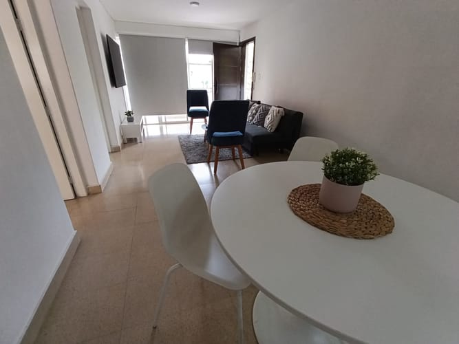 Apartamento de 4 alcobas en arriendo en Laureles, Medellín, 130 m² · foto 11 de 18