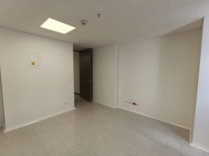 Consultorio en arriendo en El Faro, Rionegro, 35 m² · foto 8 de 9